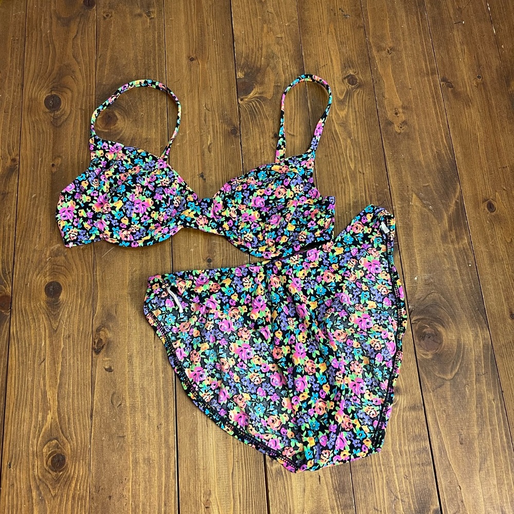 Backflips vintage 1990’s bikini black with neon floral print size 7/8